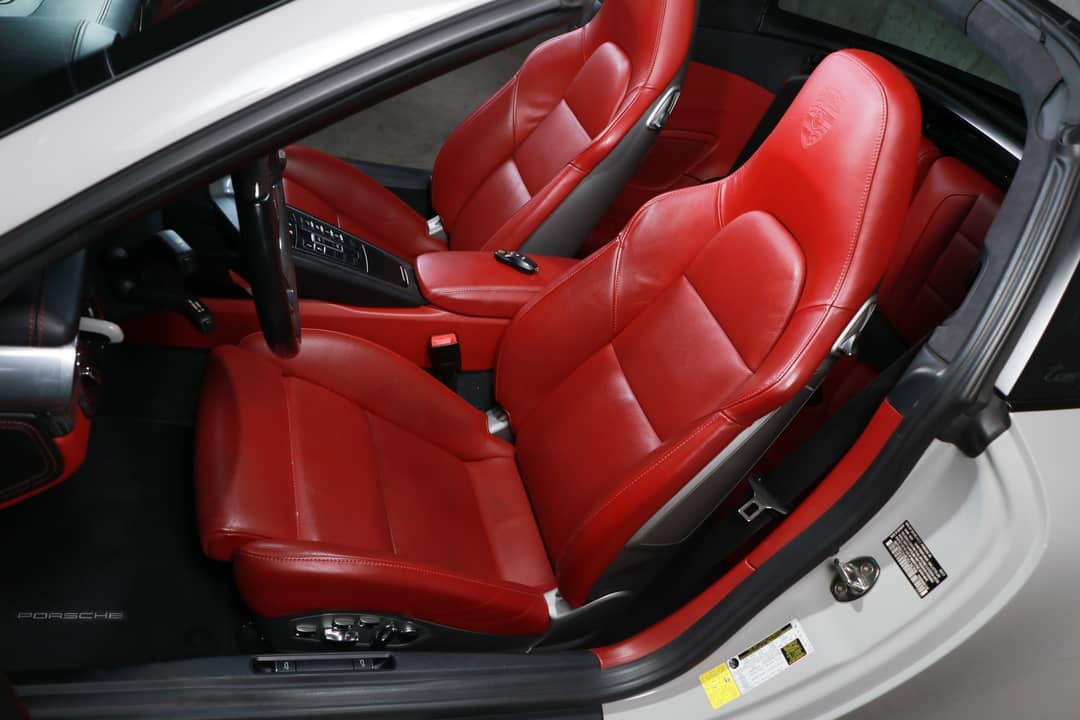 2018 Porsche 911 Targa 4 GTS — photo 24