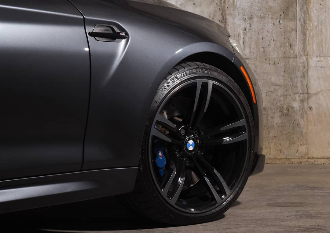 2017 BMW M2 — photo 12