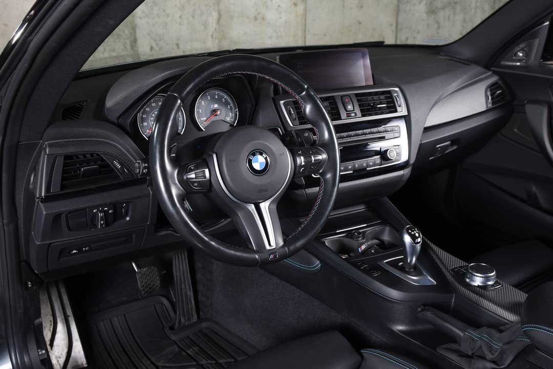 2017 BMW M2 — photo 25