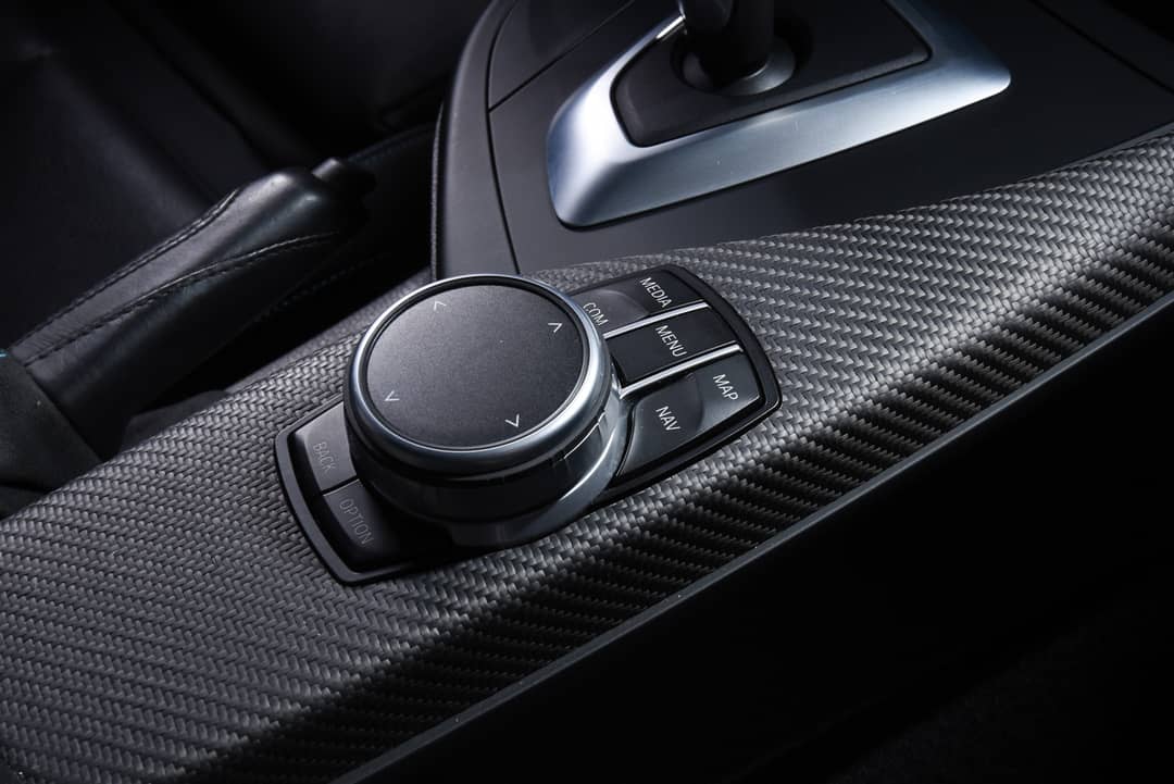 2017 BMW M2 — photo 38