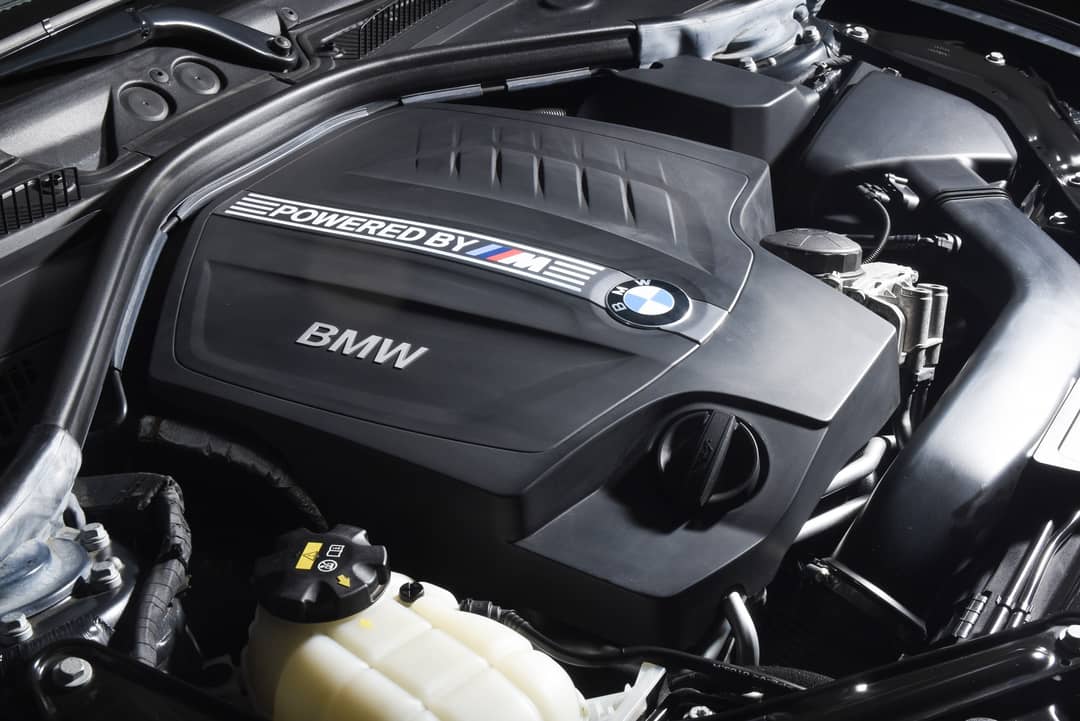 2017 BMW M2 — photo 45