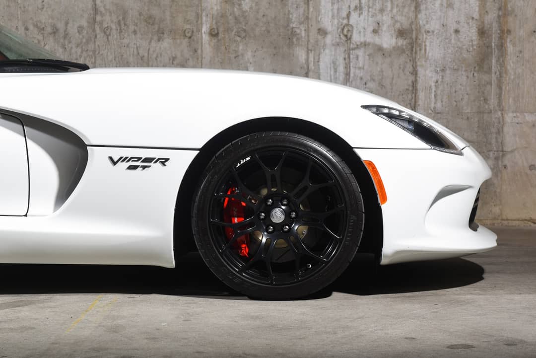 2017 Dodge Viper GTC 1 of 1 — photo 17