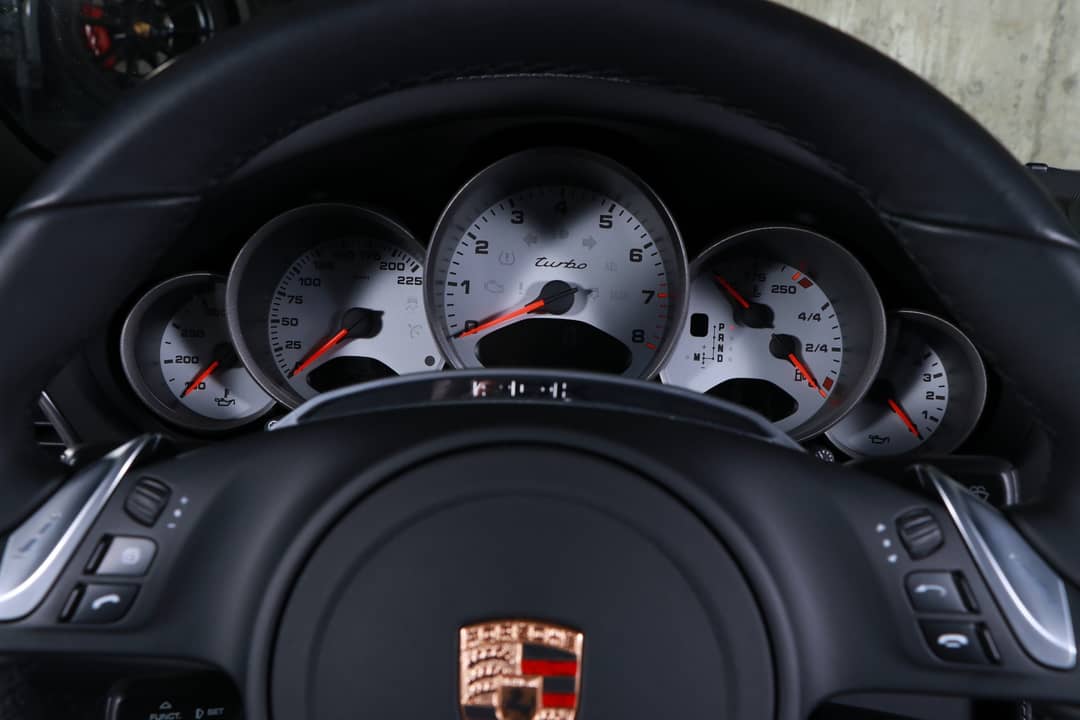 2013 Porsche 911 Turbo — photo 22