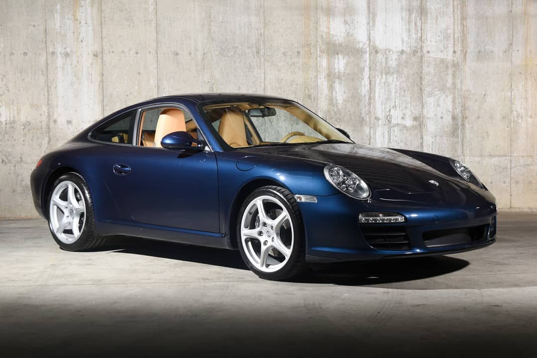 2010 Porsche 911 Carrera — photo 2