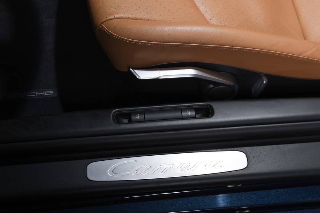 2010 Porsche 911 Carrera — photo 24