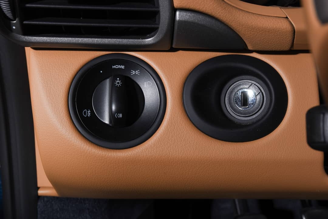 2010 Porsche 911 Carrera — photo 25