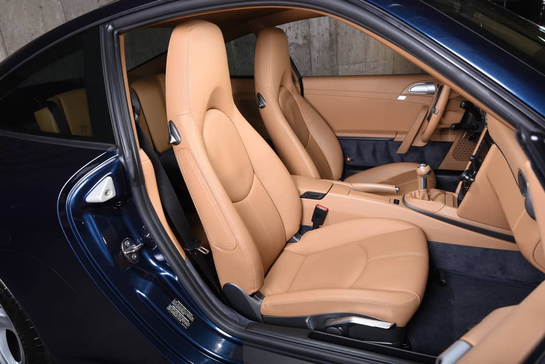 2010 Porsche 911 Carrera — photo 33