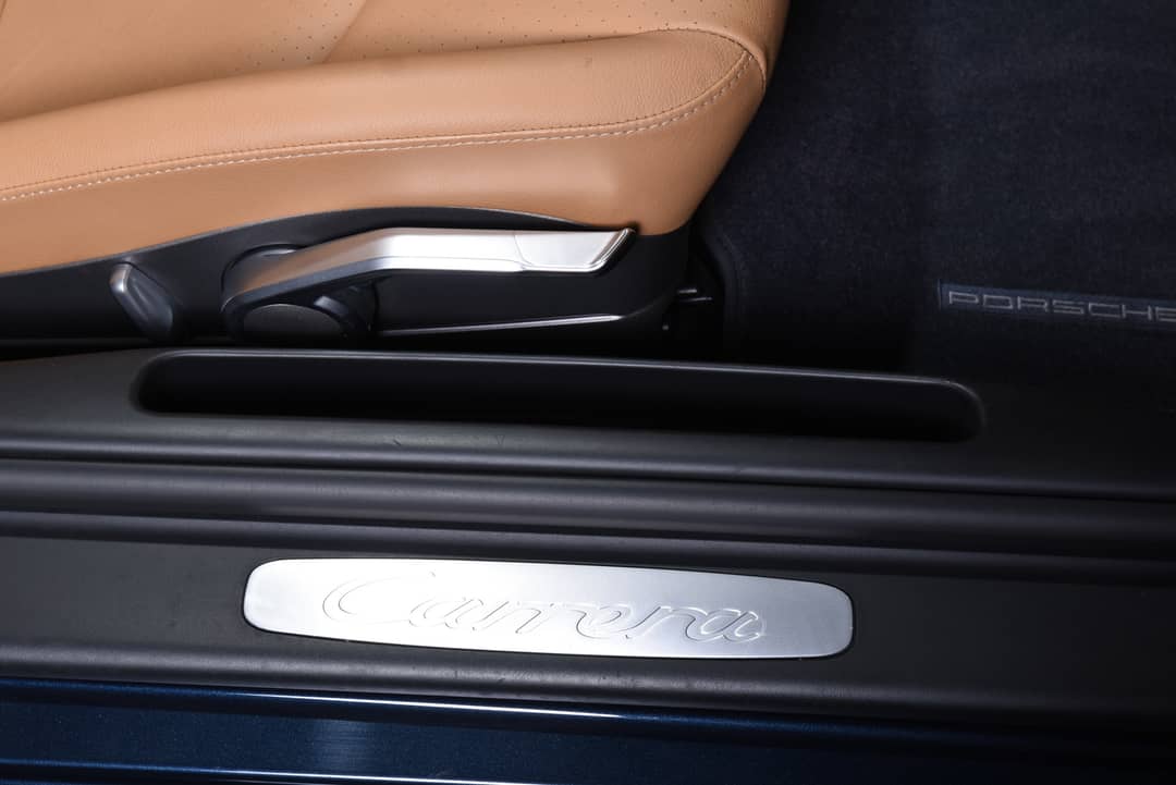2010 Porsche 911 Carrera — photo 34