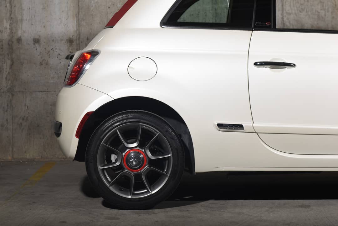 2013 FIAT 500c Lounge — photo 16