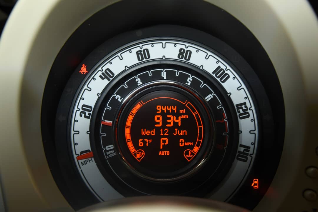 2013 FIAT 500c Lounge — photo 28