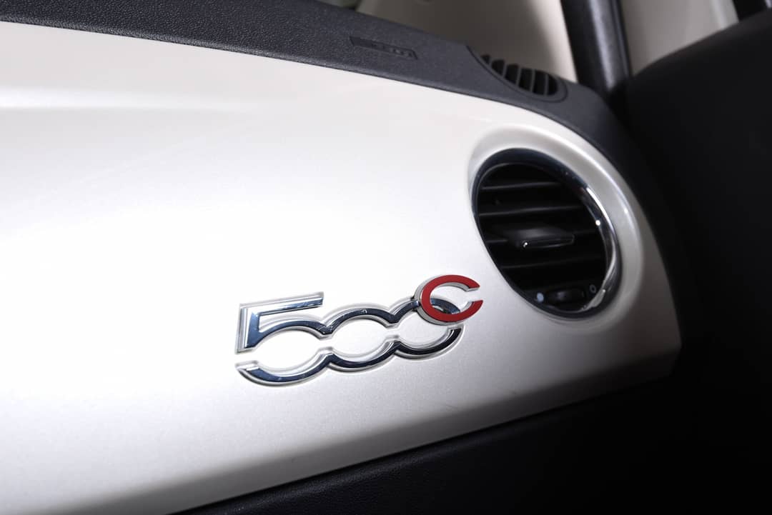 2013 FIAT 500c Lounge — photo 30