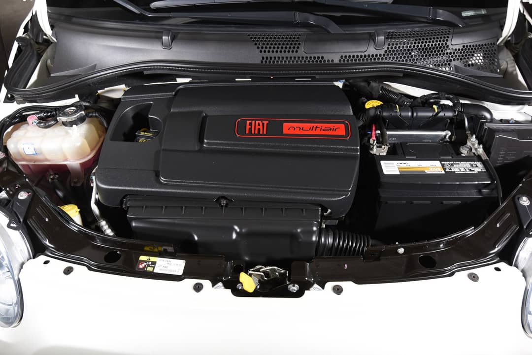 2013 FIAT 500c Lounge — photo 41