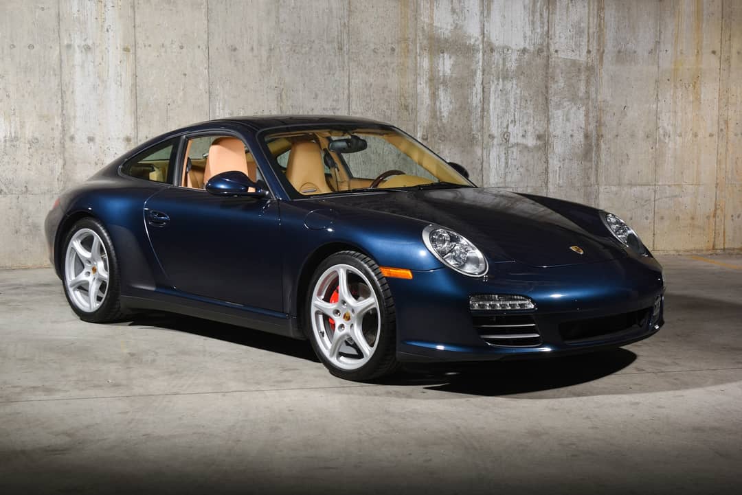 2011 Porsche 911 Carrera 4S — photo 2