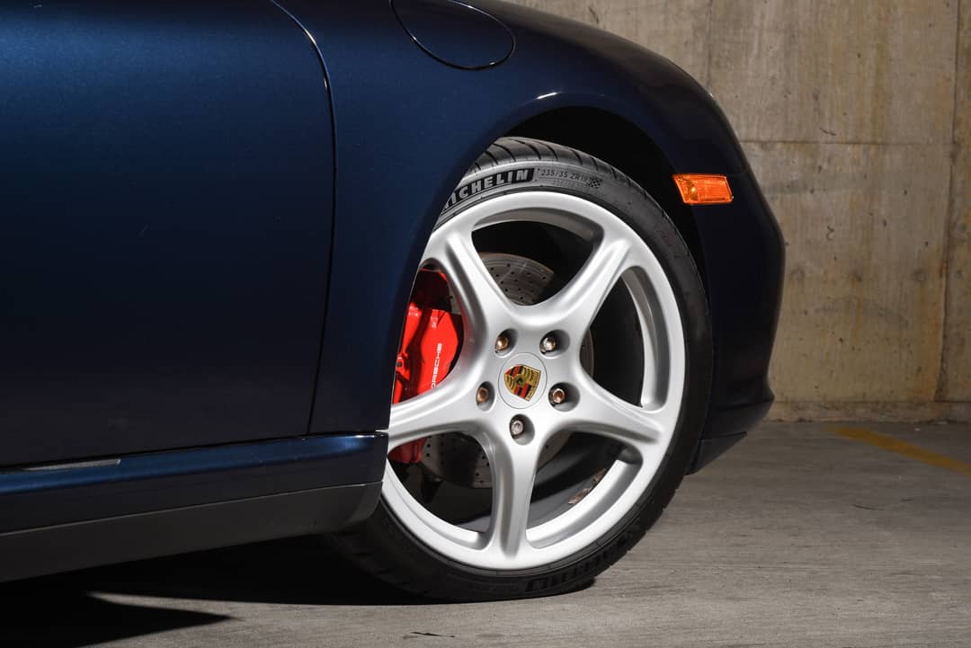 2011 Porsche 911 Carrera 4S — photo 12