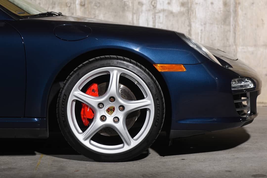 2011 Porsche 911 Carrera 4S — photo 14