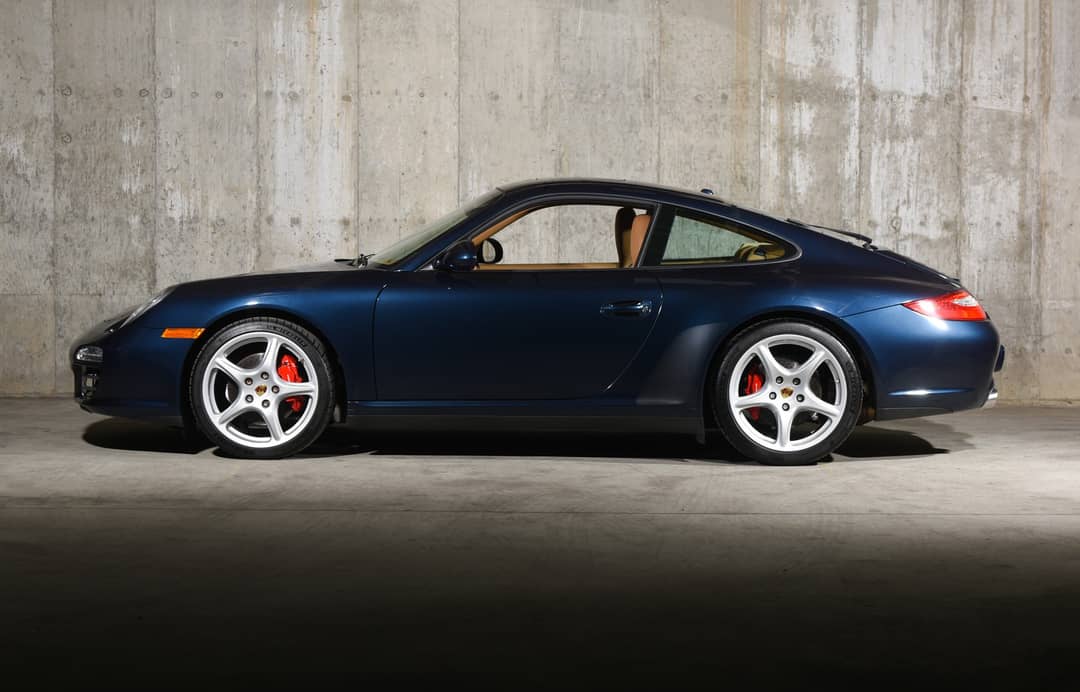 2011 Porsche 911 Carrera 4S — photo 16