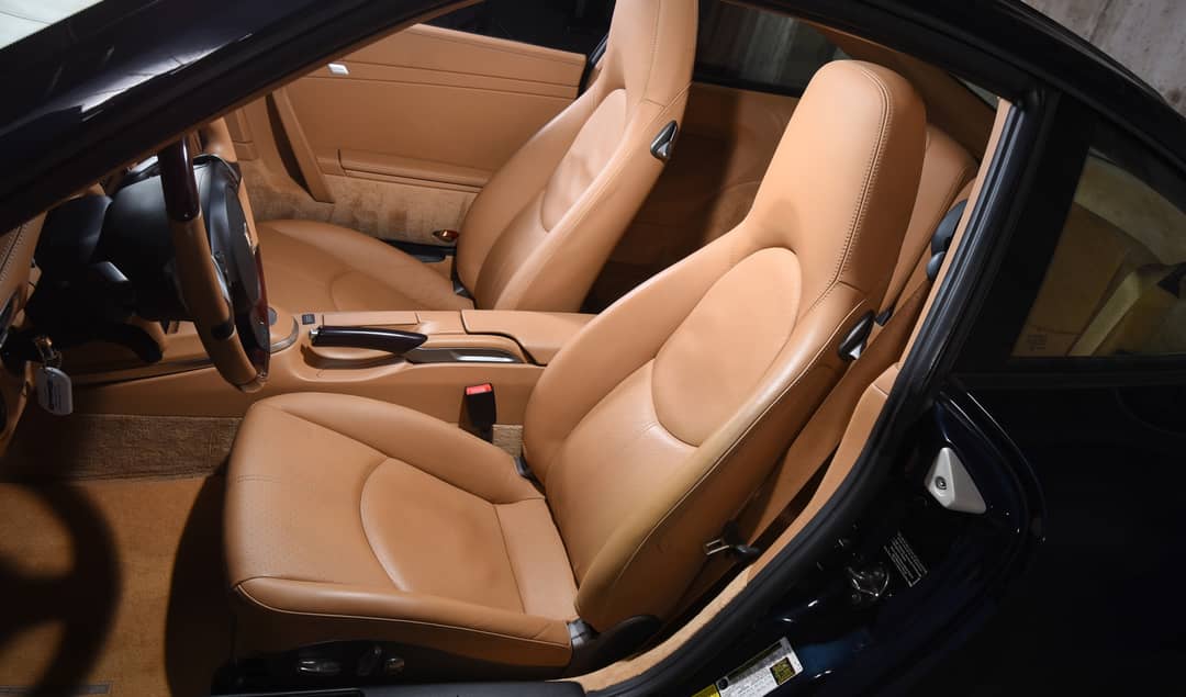 2011 Porsche 911 Carrera 4S — photo 24