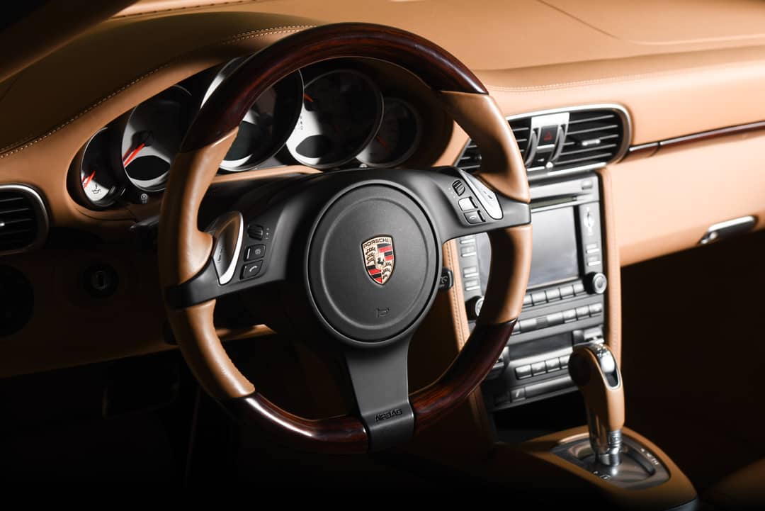 2011 Porsche 911 Carrera 4S — photo 27