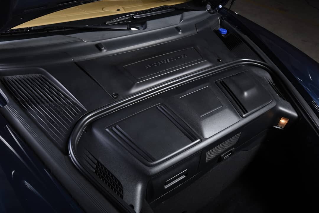 2011 Porsche 911 Carrera 4S — photo 42