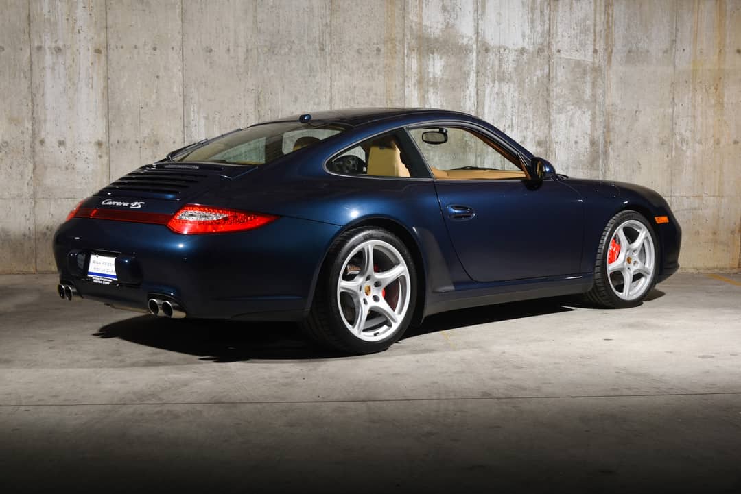 2011 Porsche 911 Carrera 4S — photo 6