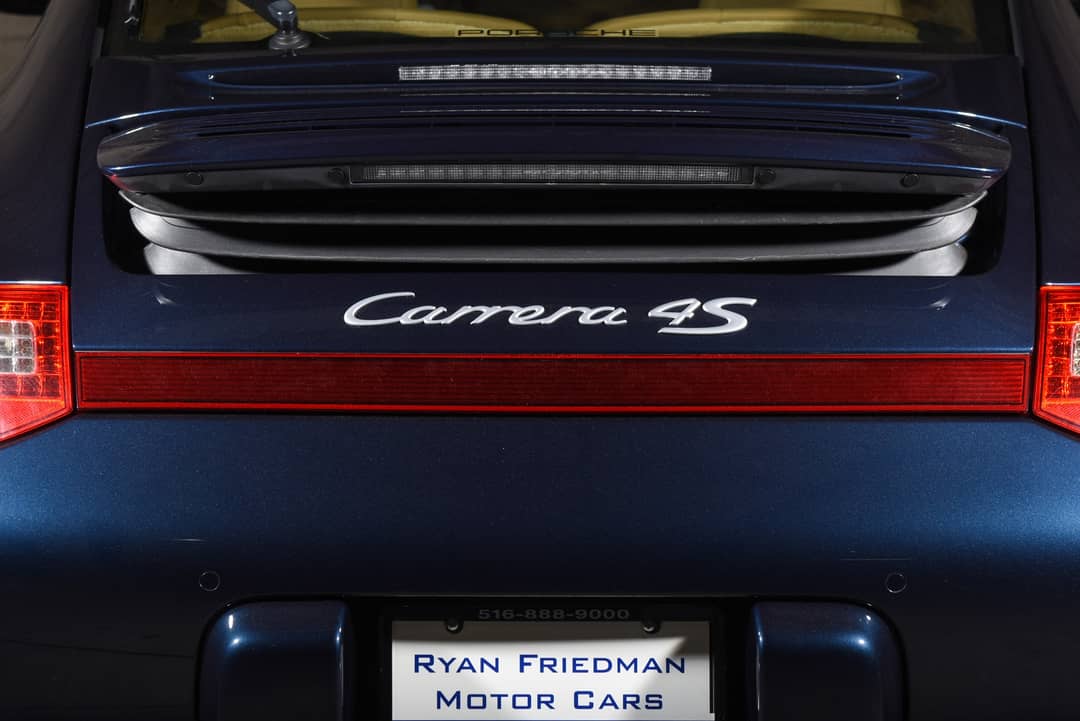 2011 Porsche 911 Carrera 4S — photo 8