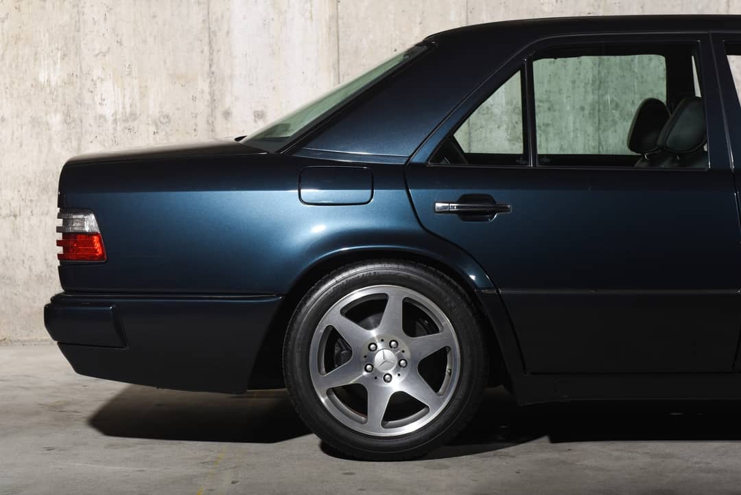 1994 Mercedes-Benz E500 Limited — photo 12