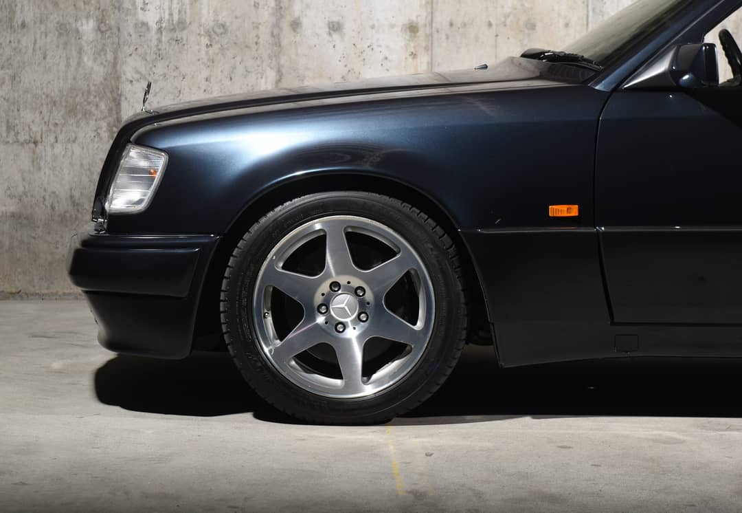 1994 Mercedes-Benz E500 Limited — photo 14