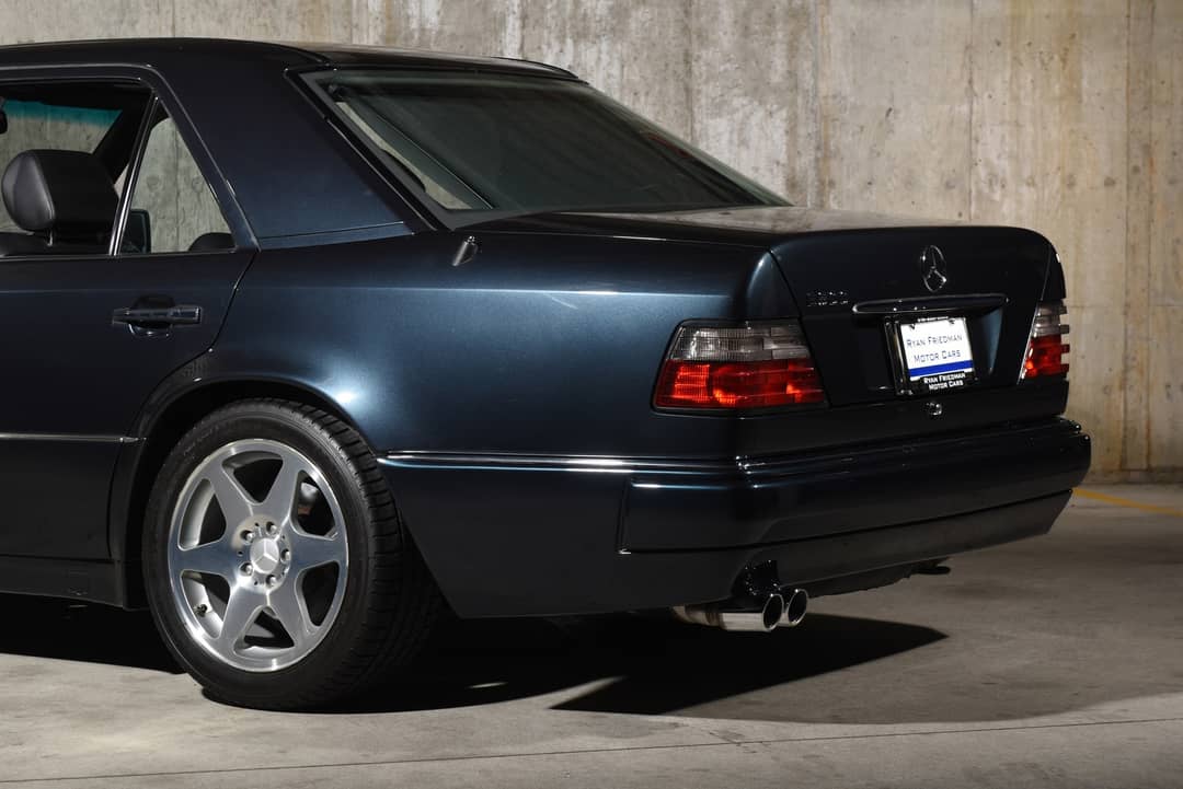 1994 Mercedes-Benz E500 Limited — photo 17