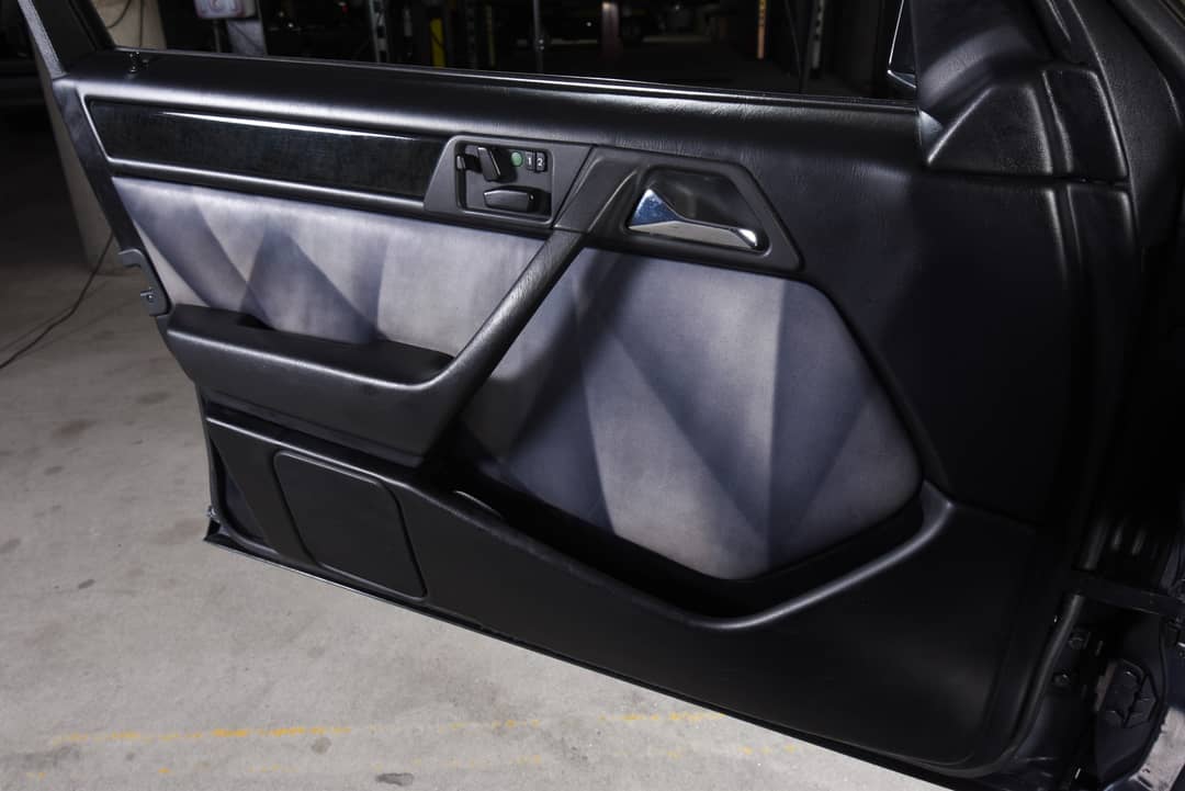 1994 Mercedes-Benz E500 Limited — photo 18