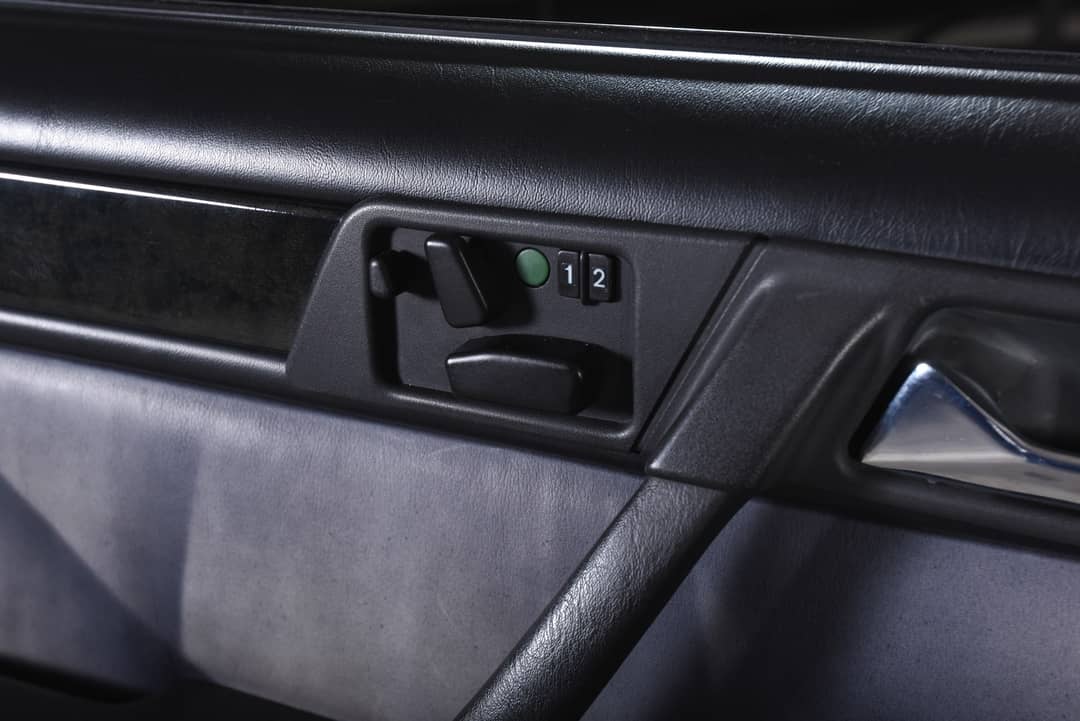 1994 Mercedes-Benz E500 Limited — photo 19