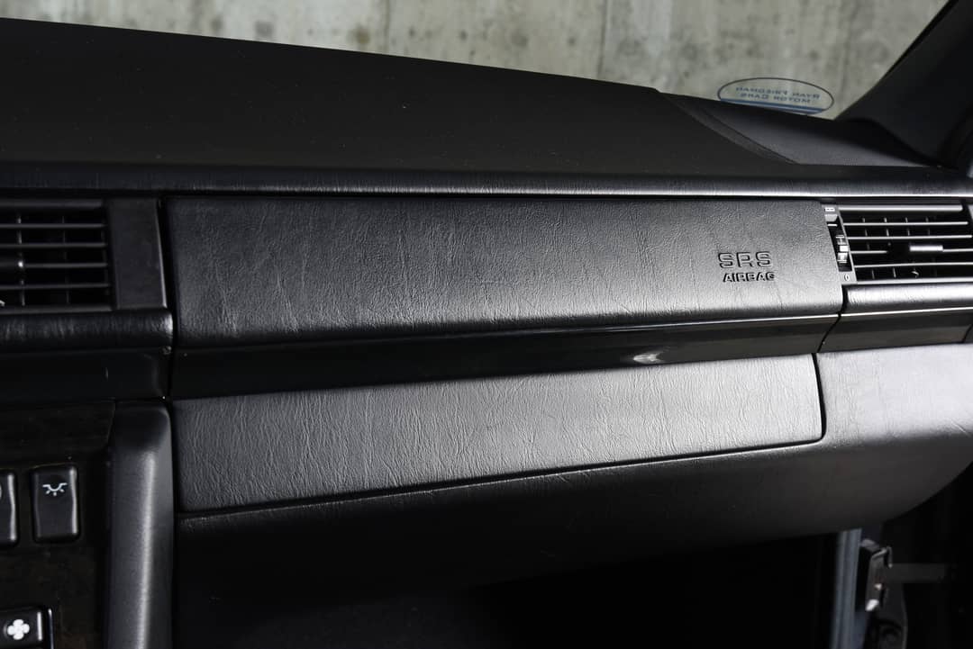 1994 Mercedes-Benz E500 Limited — photo 26