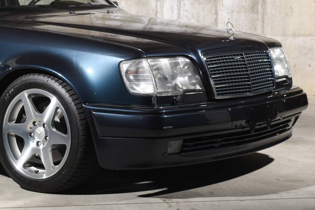 1994 Mercedes-Benz E500 Limited — photo 10