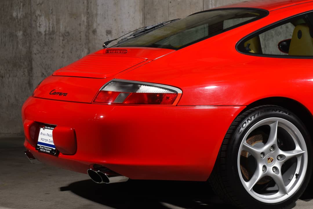 2003 Porsche 911 Carrera — photo 10