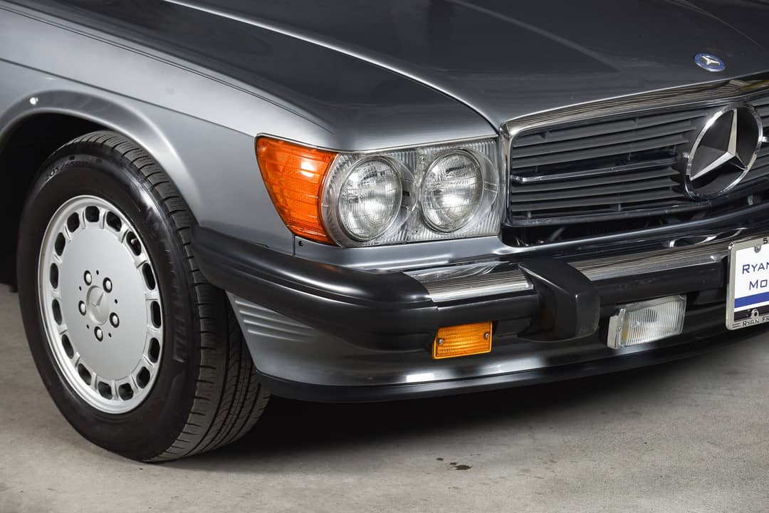 1988 Mercedes-Benz 560-Class 560 SL — photo 42