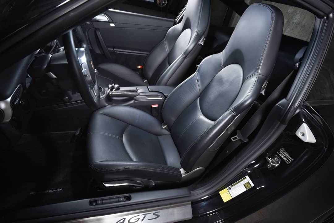 2012 Porsche 911 Carrera 4 GTS — photo 25