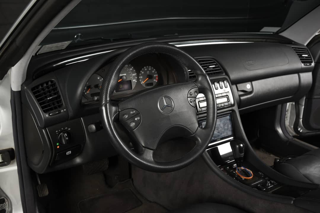 2002 Mercedes-Benz CLK 55 AMG — photo 18