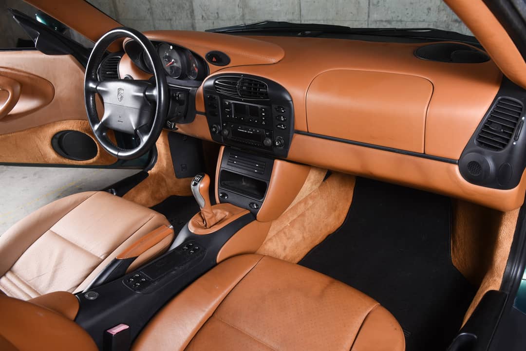 2000 Porsche 911 Carrera — photo 18