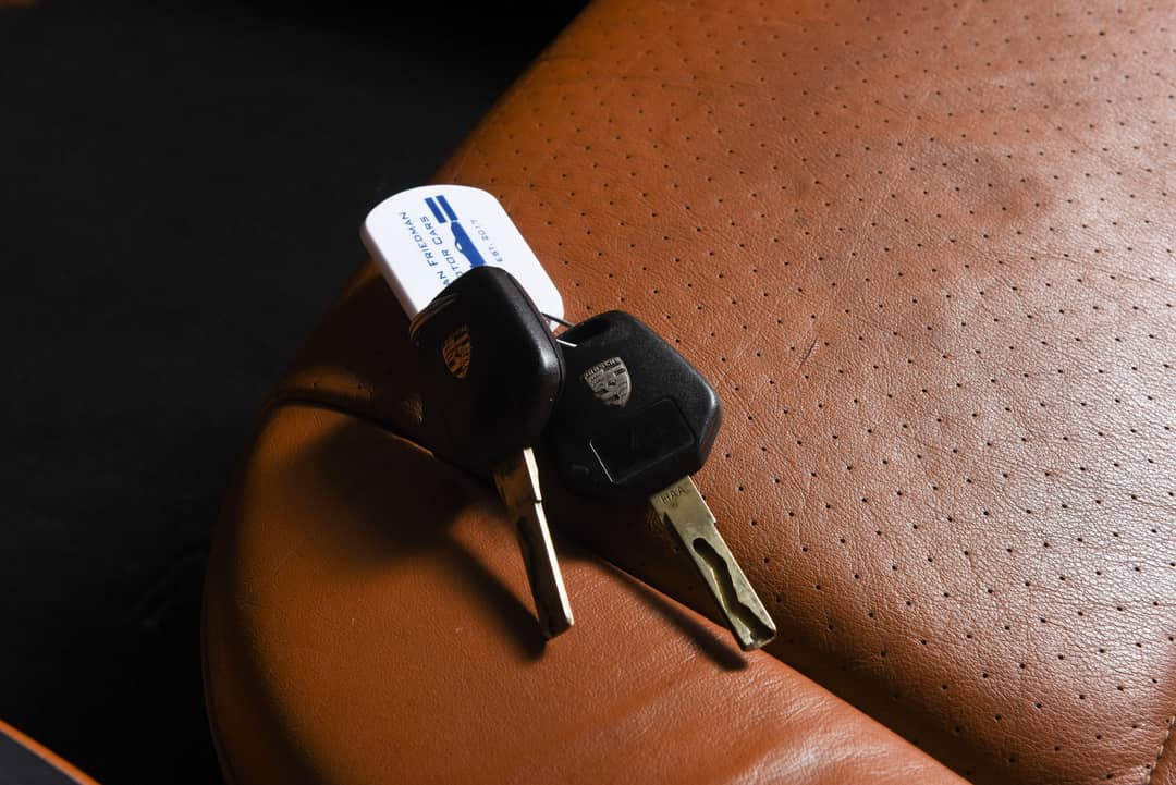 2000 Porsche 911 Carrera — photo 9