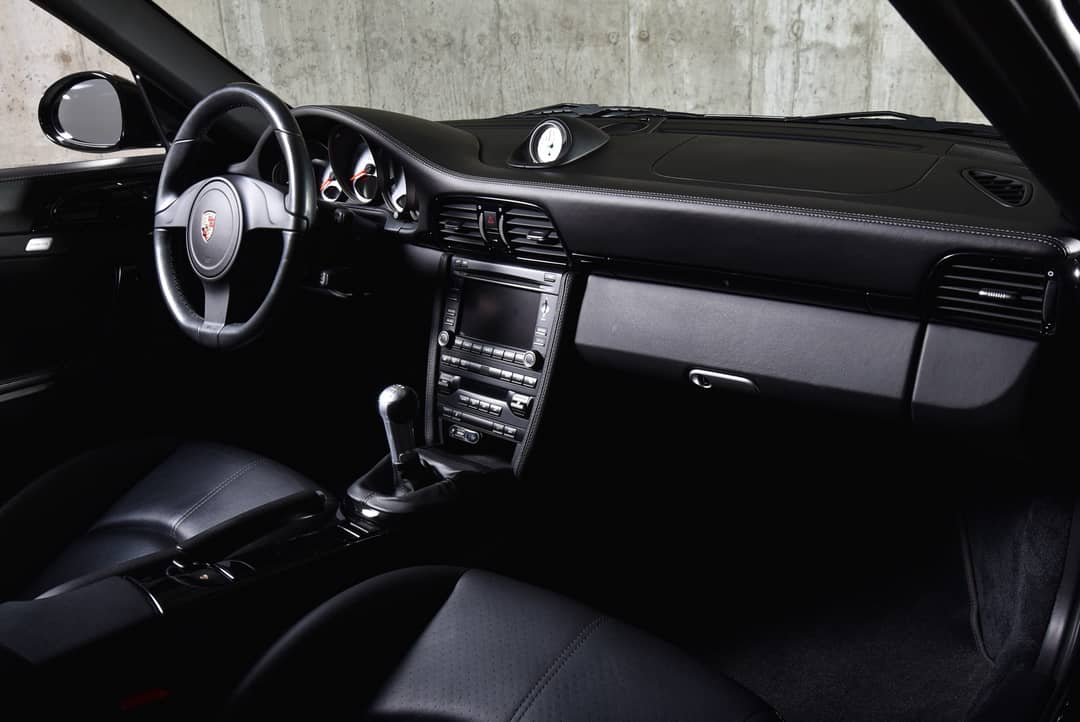 2011 Porsche 911 Turbo — photo 25