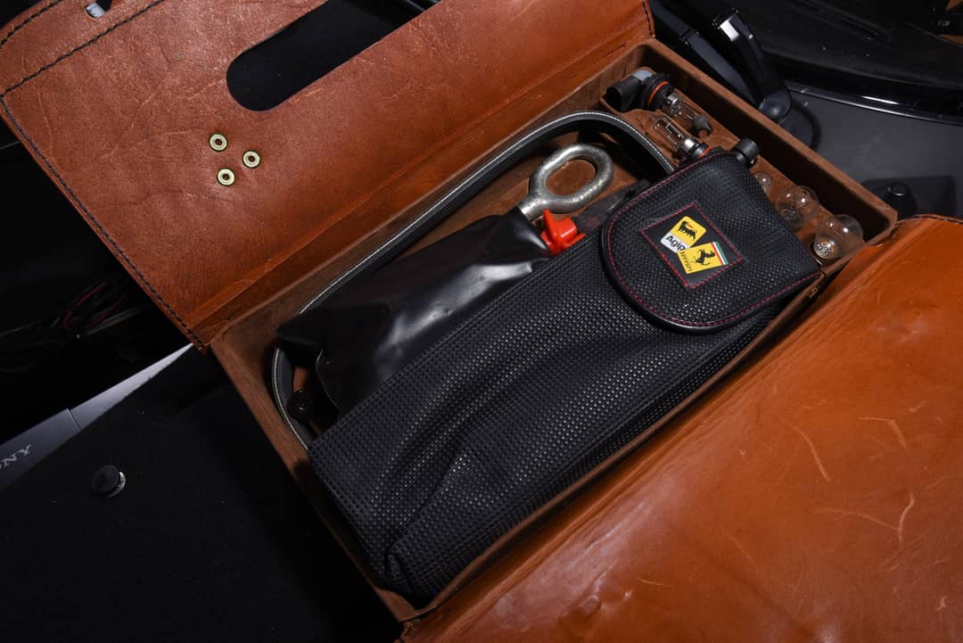 1990 Ferrari 348 TS — photo 63