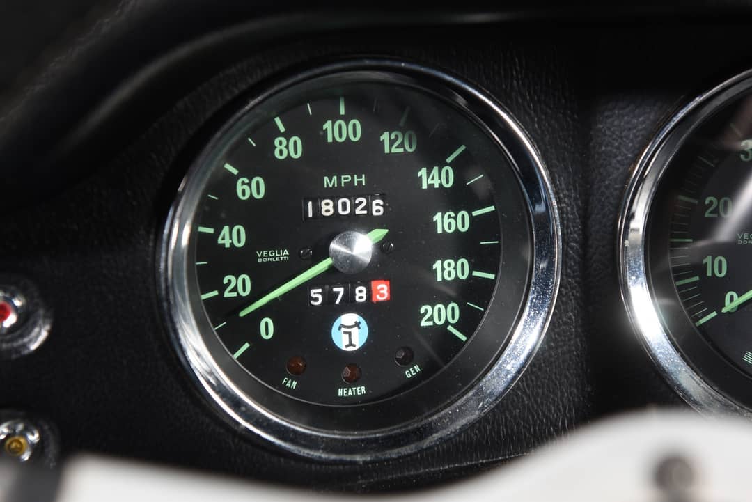 1974 DeTomaso Pantera — photo 48