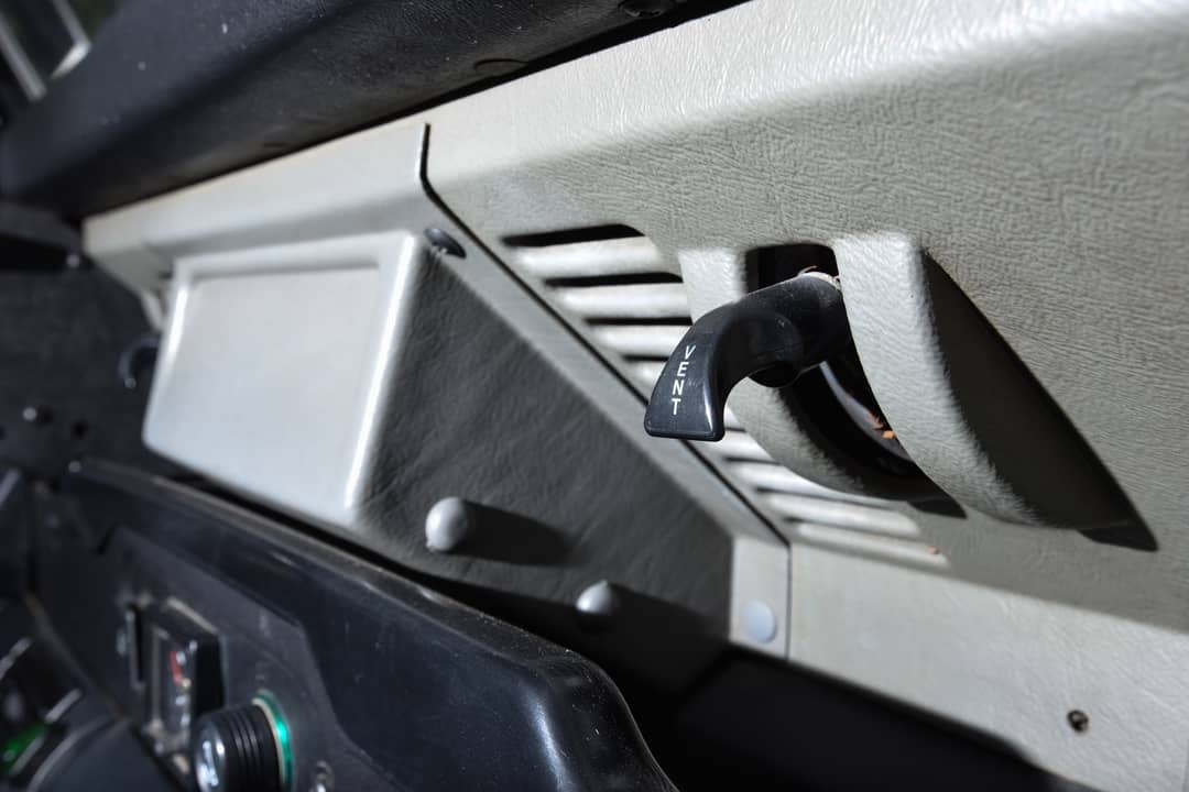 1997 Land Rover DEFENDER 90 — photo 29