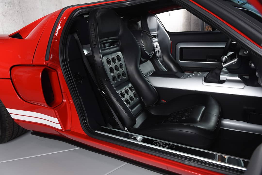 2005 Ford GT — photo 34