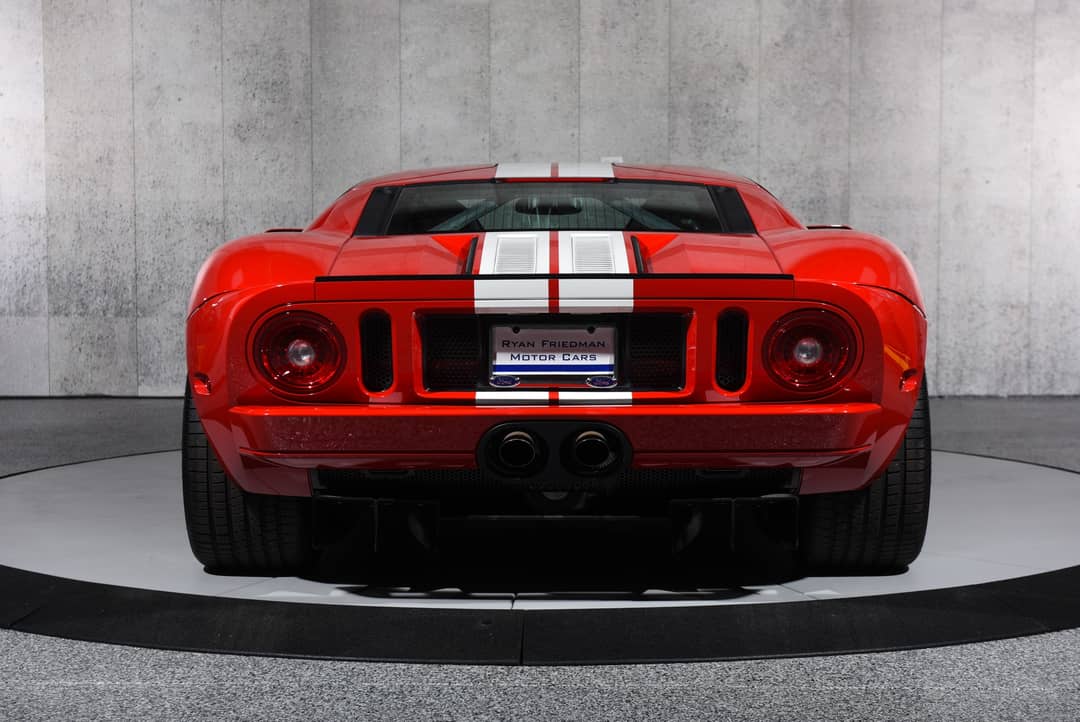 2005 Ford GT — photo 9
