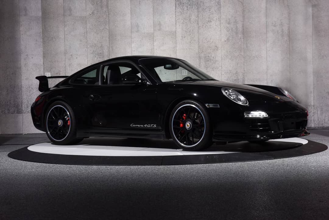 2012 Porsche 911 Carrera 4 GTS — photo 2