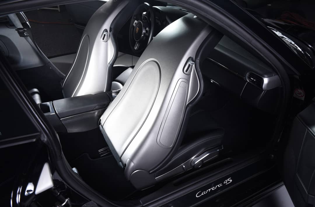 2012 Porsche 911 Carrera 4 GTS — photo 35