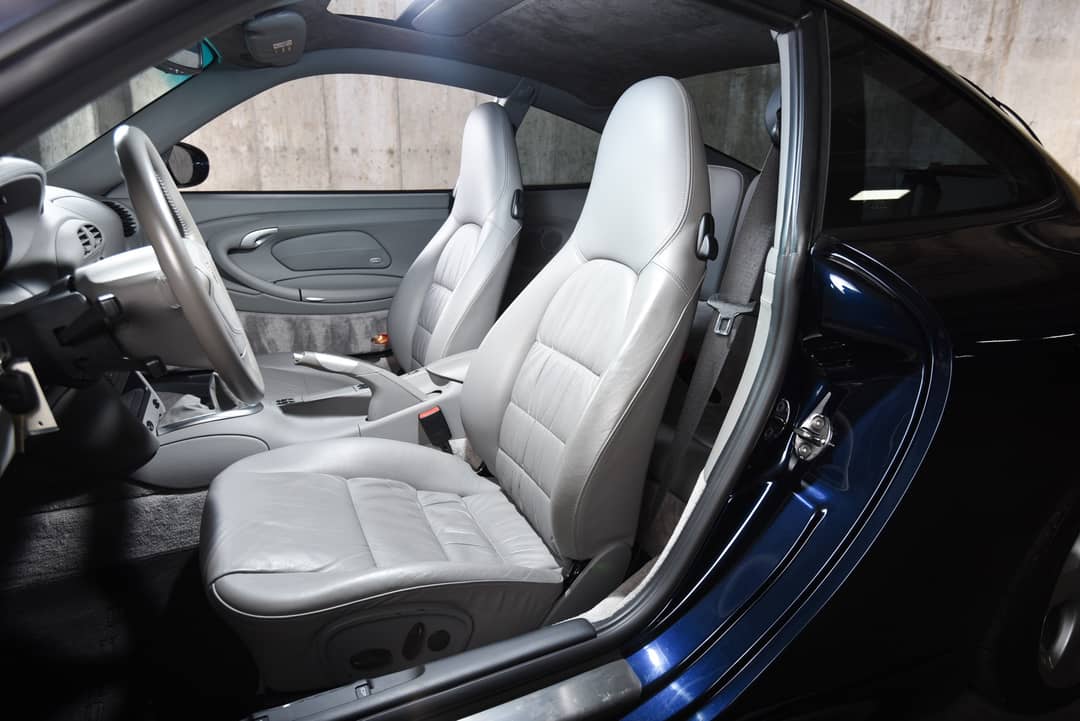 2003 Porsche 911 Carrera 4S — photo 18