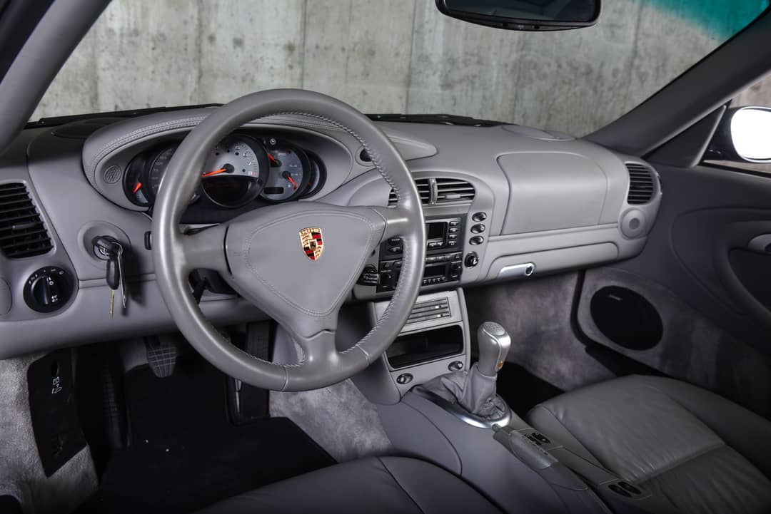 2003 Porsche 911 Carrera 4S — photo 19