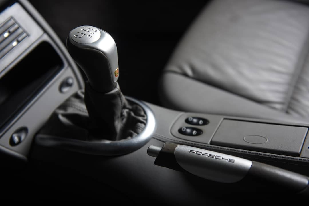 2003 Porsche 911 Carrera 4S — photo 23