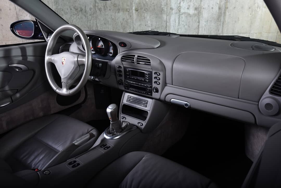 2003 Porsche 911 Carrera 4S — photo 28